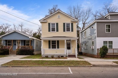 The perfect blend of charm and convenience in this beautifully - photo 6