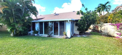 Lake Home For Sale in Delray Beach, Florida