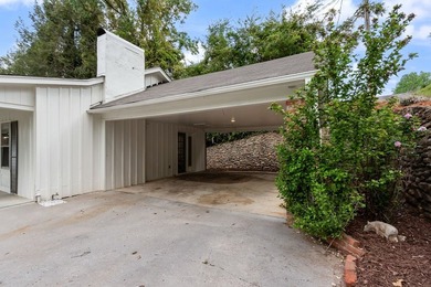 Step into timeless charm and modern comfort with this - photo 4