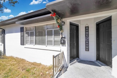 Lake Tohopekaliga Townhome/Townhouse For Sale in Kissimmee Florida