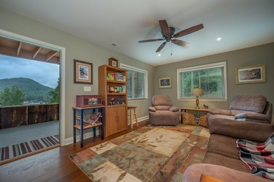 LAKE LANIER HOME WITH WATER ACCESS & VIEWS! Exceptionally well - photo 21