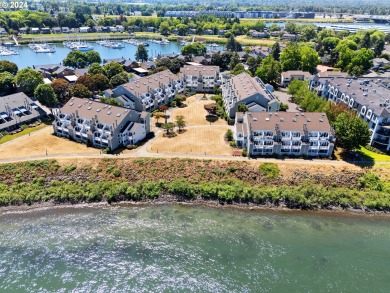 Lake Condo For Sale in Portland, Oregon