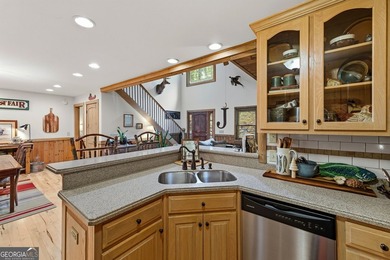 Tucked away in the woods of Sautee Nacoochee, this exceptionally - photo 13