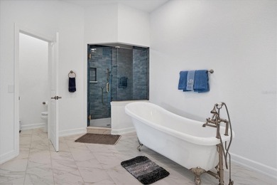 Welcome to 19 Grouper Hole Drive, a captivating waterfront - photo 16