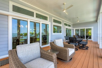 Welcome to 19 Grouper Hole Drive, a captivating waterfront - photo 20