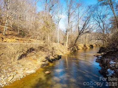 Discover the perfect blend of privacy, natural beauty, and - photo 3