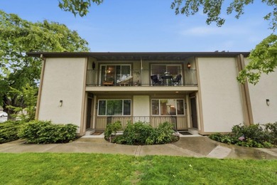 Located in San Jose, this spacious townhome style condo features - photo 1