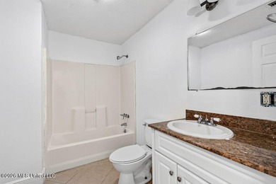 **Charming Bay Saint Louis Cottage - A Steal of a Deal!** - photo 17