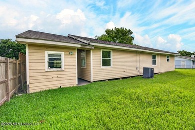 **Charming Bay Saint Louis Cottage - A Steal of a Deal!** - photo 19