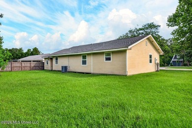 **Charming Bay Saint Louis Cottage - A Steal of a Deal!** - photo 22