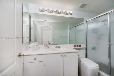 Welcome to resort-style living in the highly coveted Doral Isles - photo 7
