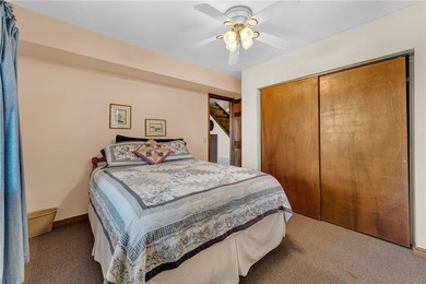 This beautifully designed lakeview residence offers a refined - photo 29