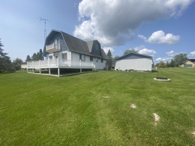 Lake Lancer Home Sale Pending in Gladwin Michigan