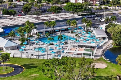 (private lake, pond, coastal) Condo For Sale in Fort Lauderdale Florida