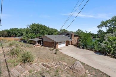 Priced below PRAD, this waterfront Lake Tanglewood home offers - photo 50