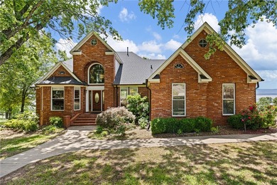 Lake Dardanelle Home For Sale in Russellville Arkansas