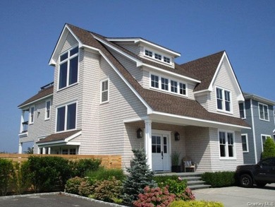 *PREMIER COASTAL ELEGANT BEACH ESTATE* Welcome to your ultimate - photo 4