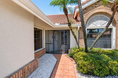 Enjoy breathtaking lake views from this beautifully maintained - photo 2