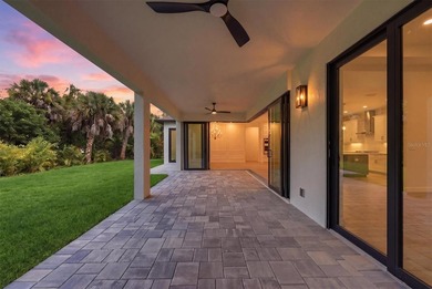 AT LAST -- THE HOME OF YOUR DREAMS! Discover the Florida - photo 2
