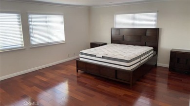Great location. Panoramic & coastline views from the family room - photo 7