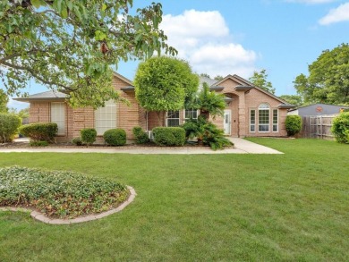 Lake Home For Sale in Fort Worth, Texas