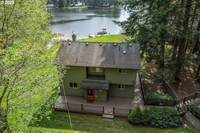Rare opportunity! Lakefront home on .8 acre with million-dollar - photo 2
