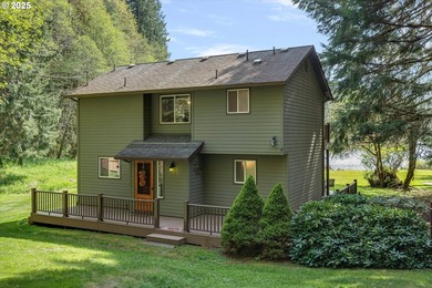 Rare opportunity! Lakefront home on .8 acre with million-dollar - photo 6