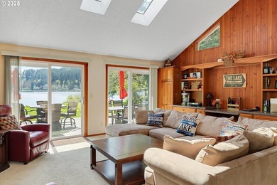 Rare opportunity! Lakefront home on .8 acre with million-dollar - photo 9