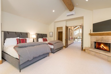 Few locations in the Wood River Valley rival this one -- - photo 23