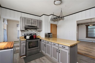 Welcome to Island Park! Located just steps from the beach - photo 15