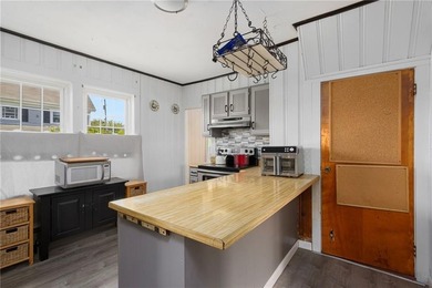 Welcome to Island Park! Located just steps from the beach - photo 17
