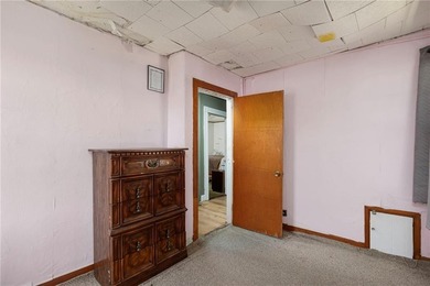 Welcome to Island Park! Located just steps from the beach - photo 23
