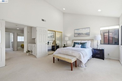 Welcome to your beautiful dream home! This lovely 4-bedroom - photo 27