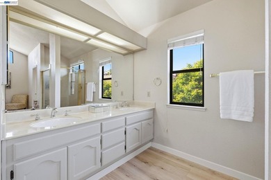 Welcome to your beautiful dream home! This lovely 4-bedroom - photo 36