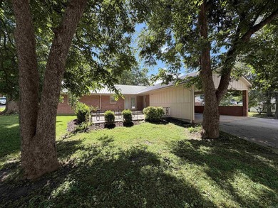 This stunning, re-modeled home nestled on a quiet corner lot in - photo 7