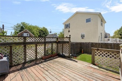 Welcome to Island Park! Located just steps from the beach - photo 38