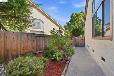 Welcome to your beautiful dream home! This lovely 4-bedroom - photo 47