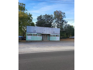 Lake Shasta Commercial For Sale in Shasta Lake California