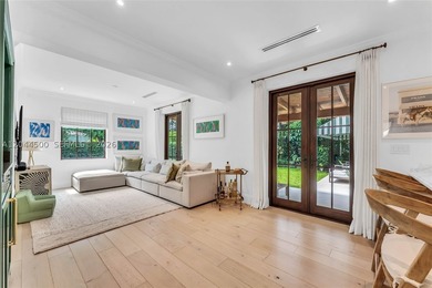 A rare opportunity to own a masterfully restored 1920s Spanish - photo 6