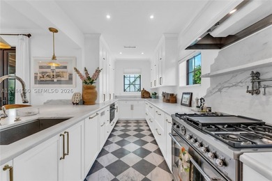 A rare opportunity to own a masterfully restored 1920s Spanish - photo 10