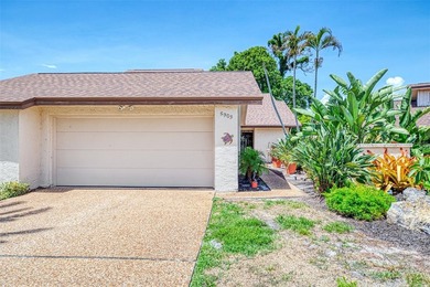 Looking for a unique place to call home! Come discover this - photo 3