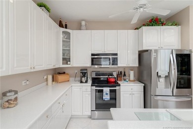 NEW ROOF! NEW PRICE! This Ballantrae Pool Home offers 3 bedrooms - photo 13