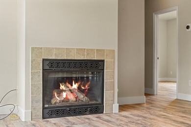 Enjoy effortless mountain living in this well-appointed - photo 10