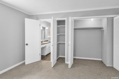 Welcome to 203 Halteria Point, recently remodeled, beautifully - photo 30