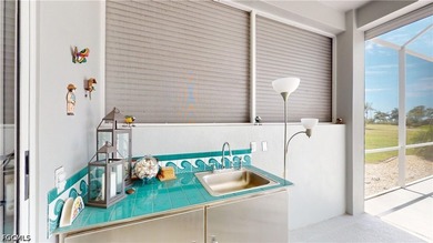 Welcome to this beautifully renovated 3-bedroom + den, 2.5-bath - photo 31