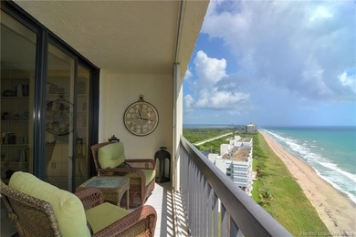 Beach Front! Step in to this stunning and spacious 3 bedroom 2 - photo 1
