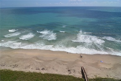 Beach Front! Step in to this stunning and spacious 3 bedroom 2 - photo 5