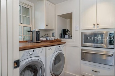 This beautiful 1,570 square foot cottage is set on 2.52 - photo 15