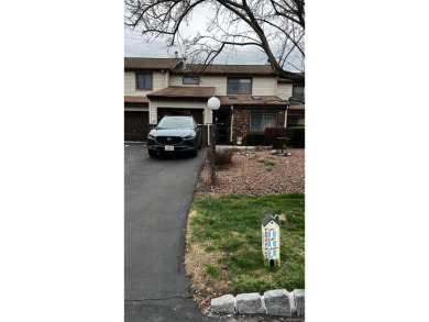 (private lake, pond, creek) Home Sale Pending in New Windsor New York