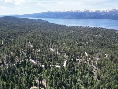 Escape to the mountains with this stunning 4.08-acre property in - photo 4